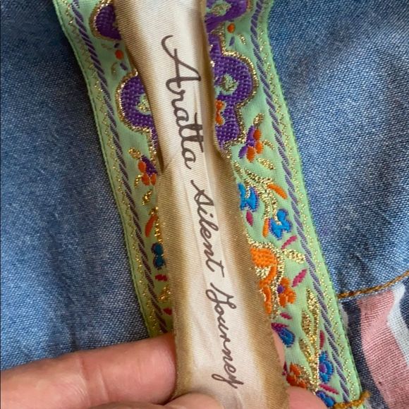 Anthropology Aratta Silent Journey Woman’s Shirt - Picture 6 of 8